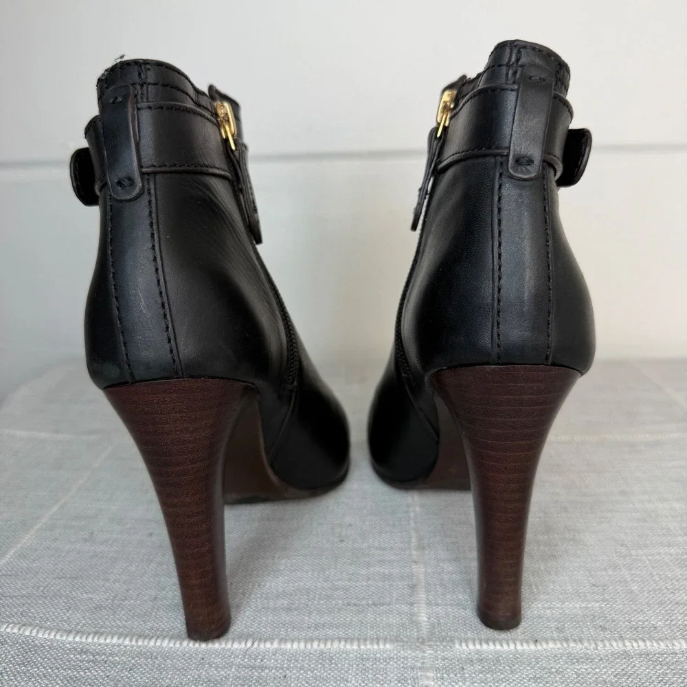 Tory Burch Bristol Black Leather Zip Ankle Boots High Heels Gold Logo 7.5 Bootie